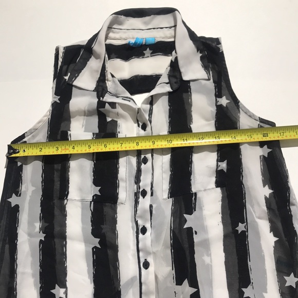 L’Amour Nanette Lepore sleeveless shirt tank top w/ collar stars black & white - Picture 3 of 6